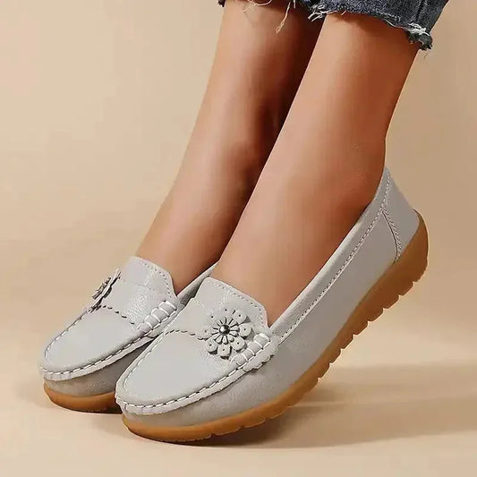 Women's soft sole comfortable leather shoes